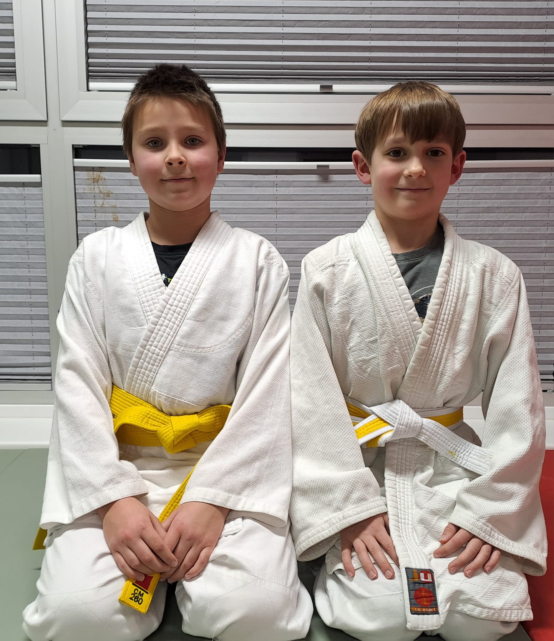 Read more about the article Bei den Anfängern sind heute Andrii und Otto die stolzen Jungs.